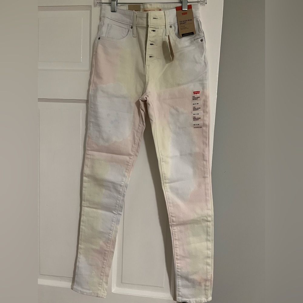 Pastel tie dye Levi Jeans